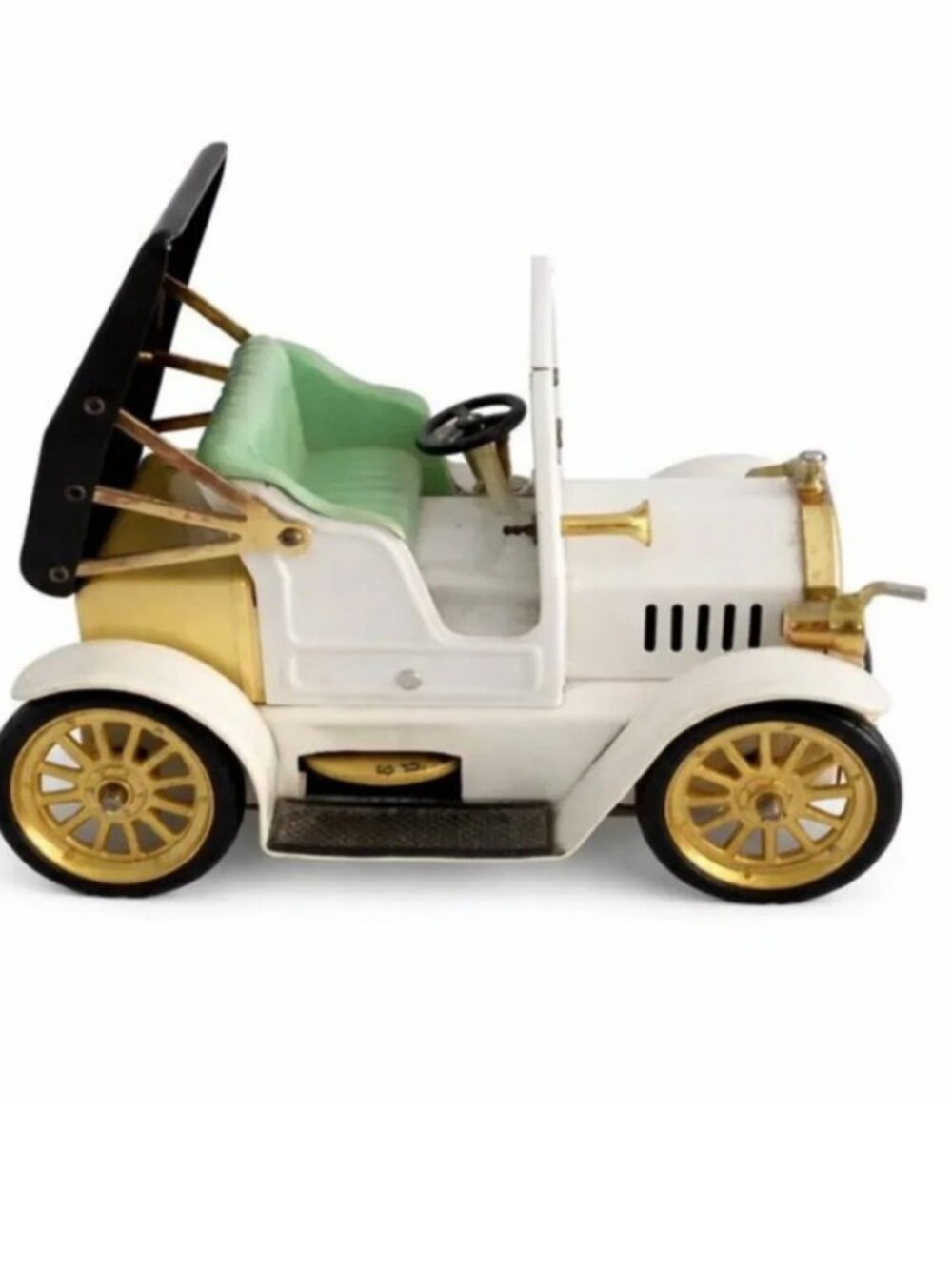Vintage Car AM Radio